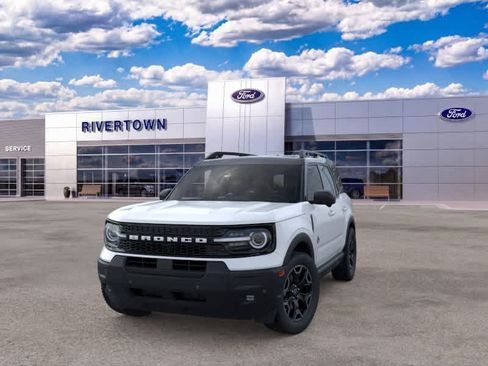 New 2026 Ford Bronco Sport Outer Banks w/ Outer Banks Tech Package+ AWD/4WD image 2