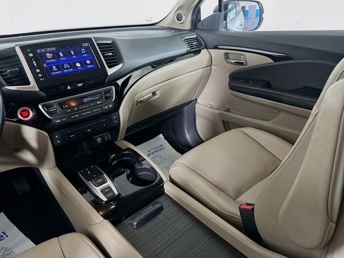 Used 2016 Honda Pilot Elite image 23
