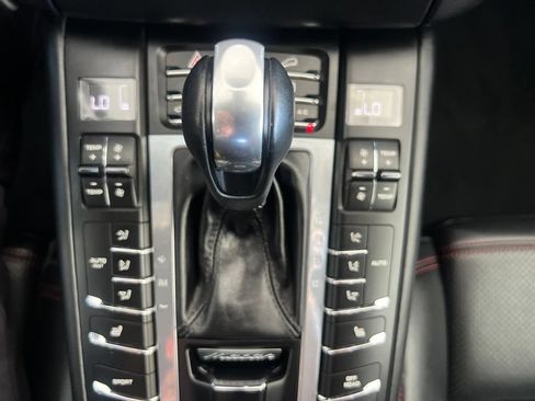 Used 2018 Porsche Macan GTS AWD/4WD image 64