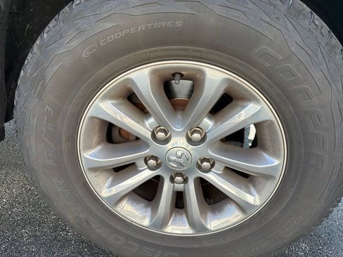 Used 2013 RAM 1500 Classic SLT w/ Big Horn Equipment Group AWD/4WD image 8