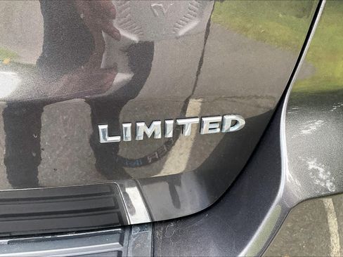 Used 2020 Jeep Grand Cherokee Limited w/ Luxury Group II AWD/4WD image 9