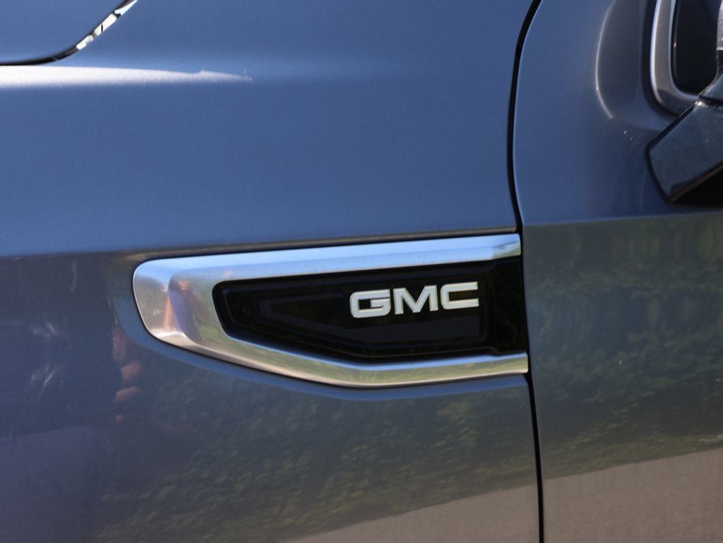 Used 2021 GMC Yukon Denali AWD/4WD image 15
