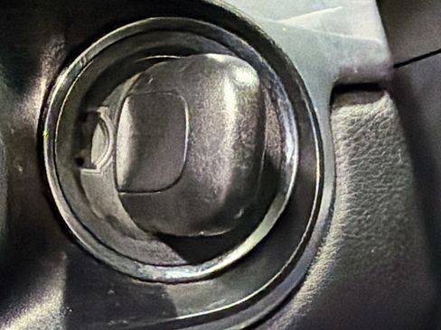 Used 2012 Porsche 911 Carrera image 32