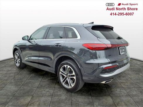 Certified 2025 Audi Q5 Premium Plus w/ Premium Plus AWD/4WD image 4