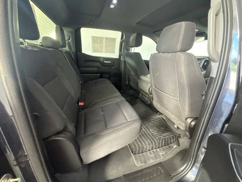 Used 2022 Chevrolet Silverado 1500 Custom AWD/4WD image 28