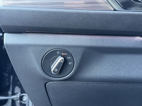 Certified 2023 Volkswagen Jetta SEL image 27