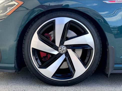 Used 2019 Volkswagen GTI SE w/ SE Experience Package FWD image 8