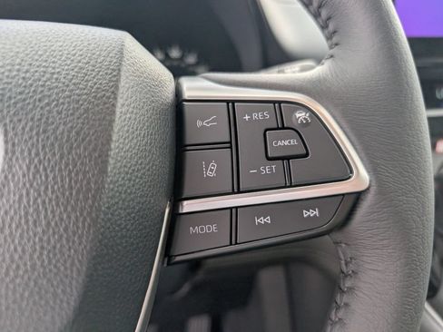 New 2026 Toyota Sienna XLE FWD image 21