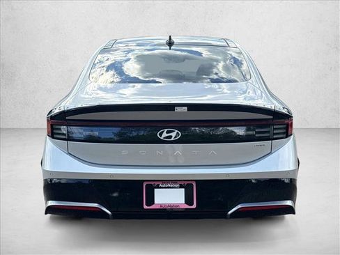 Certified 2025 Hyundai Sonata Limited image 8