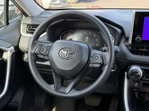 Used 2024 Toyota RAV4 XLE w/ Convenience Package image 13