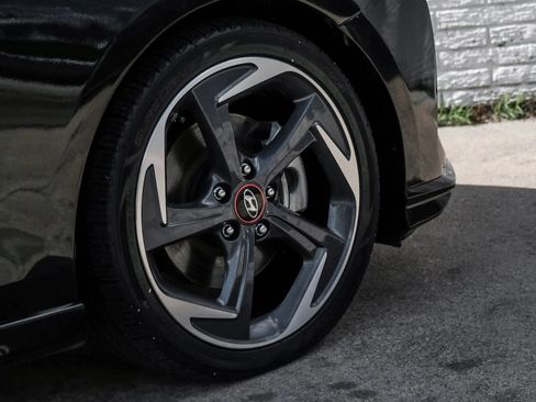 Used 2020 Hyundai Veloster Turbo FWD image 50