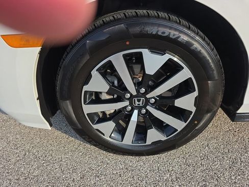 Used 2025 Honda Odyssey EX-L image 17