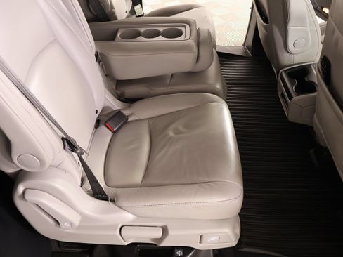 Used 2021 Honda Odyssey Touring image 14