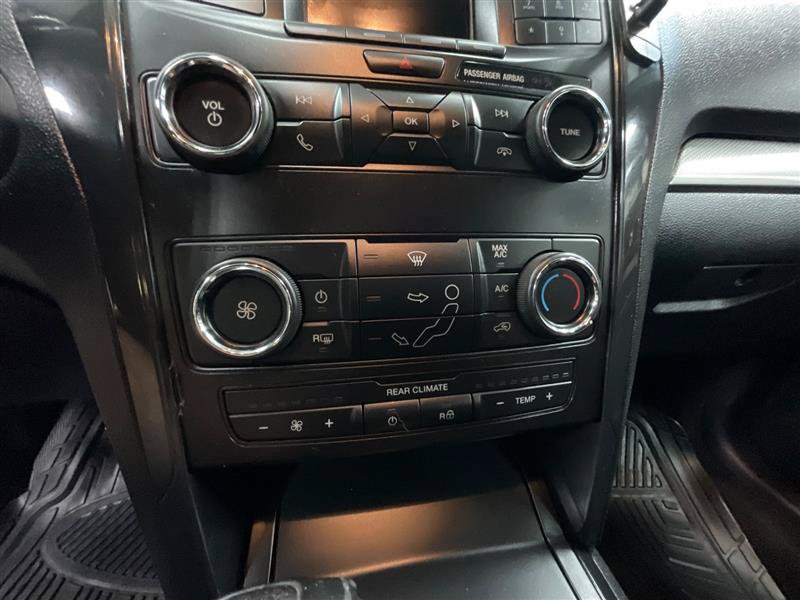 Used 2018 Ford Explorer XLT w/ Class II Trailer Tow Package FWD image 16