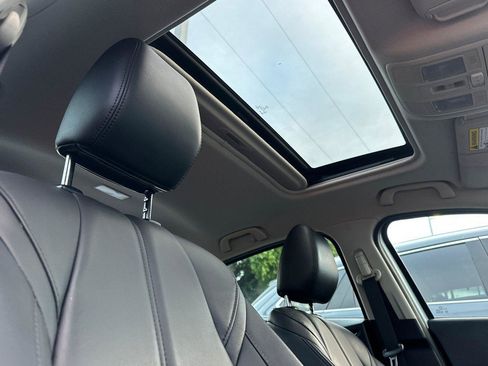 Used 2017 MAZDA MAZDA3 Touring w/ Popular Equipment Package image 16