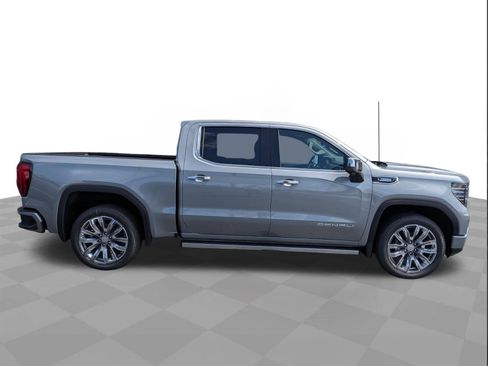 New 2026 GMC Sierra 1500 Denali w/ Denali Reserve Package AWD/4WD image 3