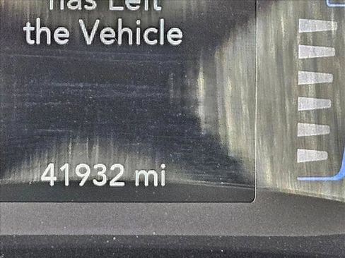 Used 2018 Chrysler Pacifica Touring Plus image 9