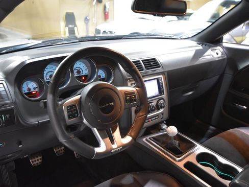 Used 2012 Dodge Challenger SRT8 image 18