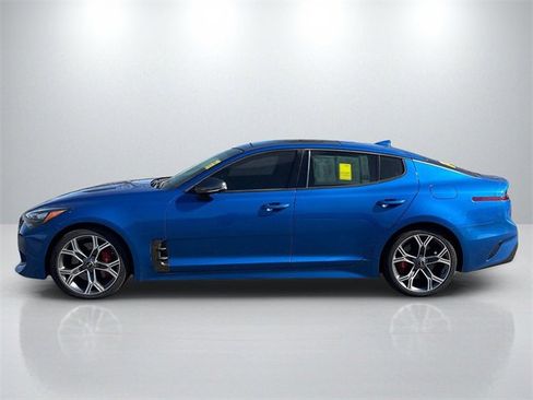 Used 2020 Kia Stinger GT2 image 4
