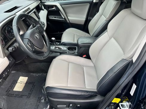 Used 2017 Toyota RAV4 Platinum w/ All Weather Liner Package image 20