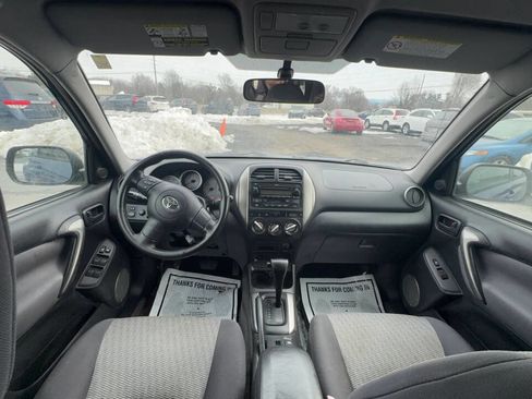 Used 2004 Toyota RAV4 2WD image 9