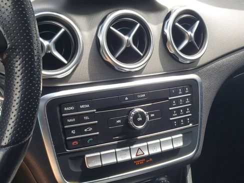 Used 2020 Mercedes-Benz GLA 250 4MATIC w/ Convenience Package image 30