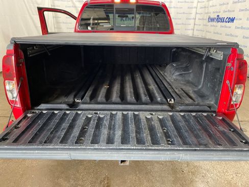 Used 2009 Nissan Frontier PRO-4X AWD/4WD image 14