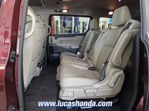 Used 2021 Honda Odyssey Touring image 8