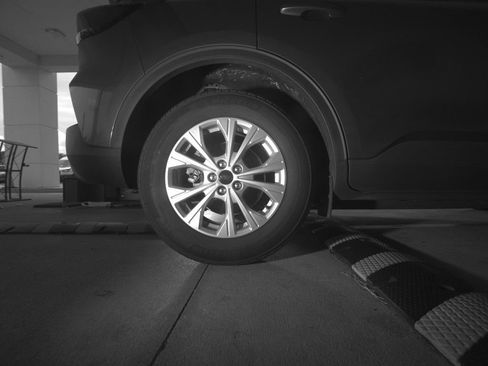 Used 2023 Ford Escape Active FWD image 21