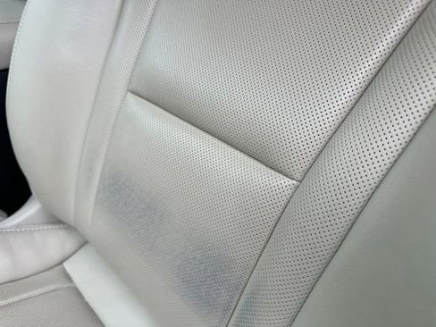 Used 2021 Buick Enclave Premium w/ Sun and Sites Package FWD image 28