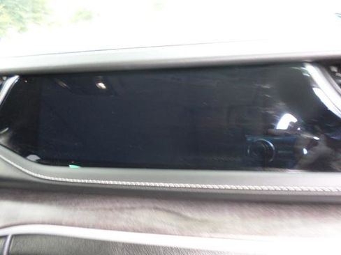 Used 2022 Jeep Grand Cherokee L Limited image 13