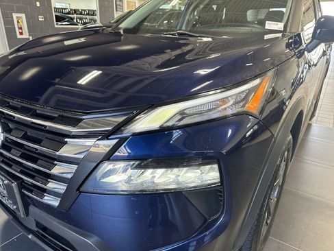 Certified 2024 Nissan Rogue SV image 34