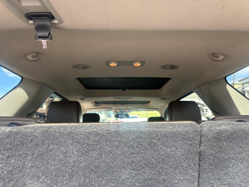 Used 2014 GMC Acadia SLT AWD/4WD image 27