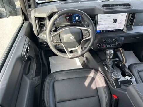 New 2025 Ford Bronco Badlands w/ Sasquatch Package image 18