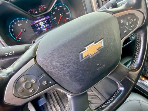 Used 2019 Chevrolet Colorado Z71 image 31
