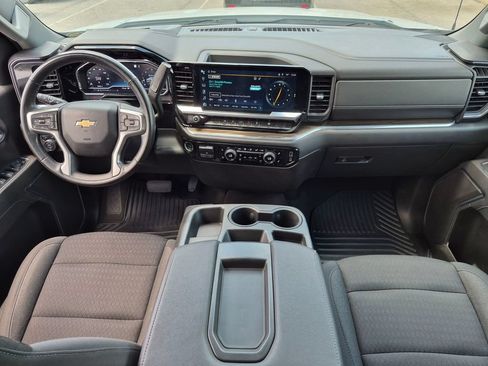 Used 2023 Chevrolet Silverado 1500 LT AWD/4WD image 24