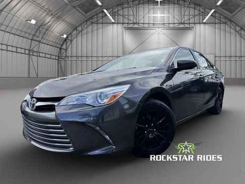 Used 2016 Toyota Camry LE FWD image 10