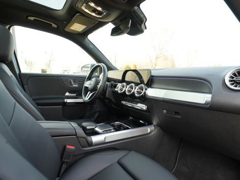 Certified 2023 Mercedes-Benz GLB 250 GLB 250 w/ Premium Package image 40