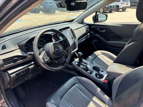 Used 2024 Subaru Crosstrek 2.5i Limited AWD/4WD image 9