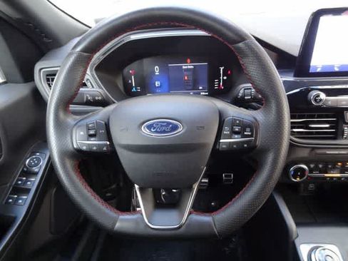 Certified 2024 Ford Escape ST-Line AWD/4WD image 13