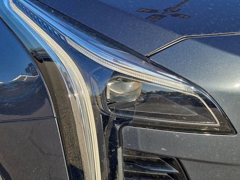 Used 2019 Cadillac XT4 Sport image 5