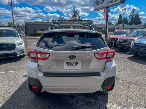 Used 2019 Subaru Crosstrek 2.0i Premium AWD/4WD image 9