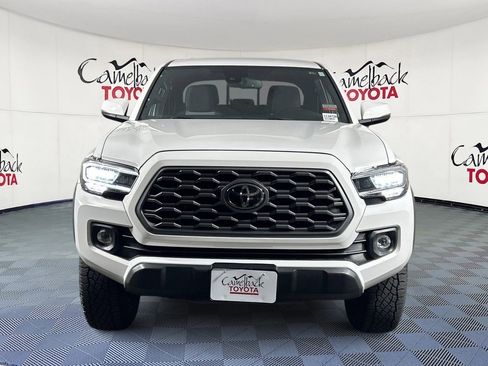 Used 2023 Toyota Tacoma TRD Off-Road image 3