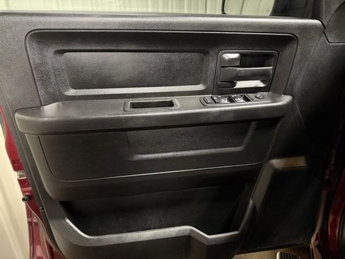 Used 2019 RAM 1500 Tradesman w/ Tradesman SXT Package image 13