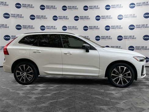 Certified 2023 Volvo XC60 B5 Plus w/ Climate Package image 6