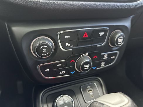 Used 2018 Jeep Compass Trailhawk w/ Leather Interior Group image 22