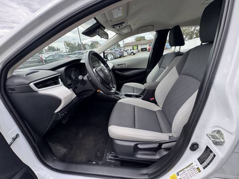 Used 2024 Toyota Corolla LE image 25