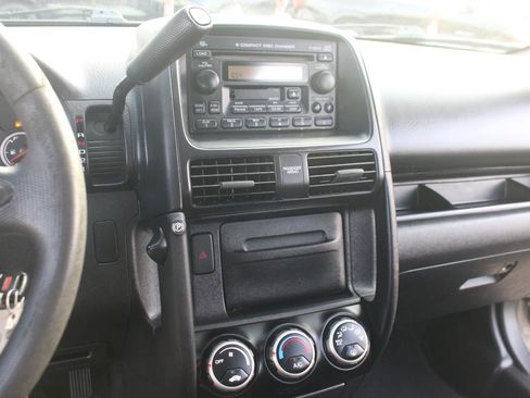 Used 2005 Honda CR-V EX image 21
