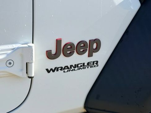 Used 2020 Jeep Wrangler Unlimited Rubicon AWD/4WD image 16