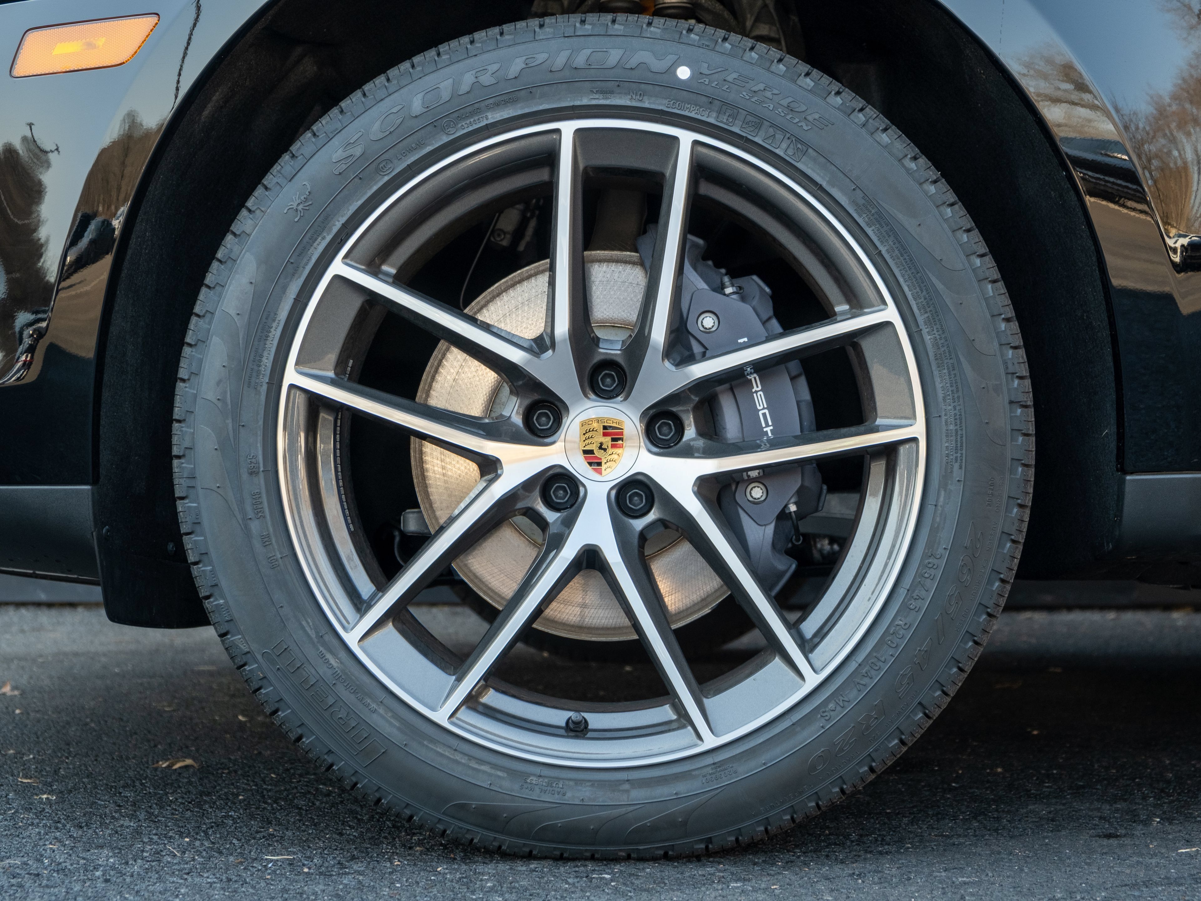 Certified 2026 Porsche Macan AWD/4WD image 12